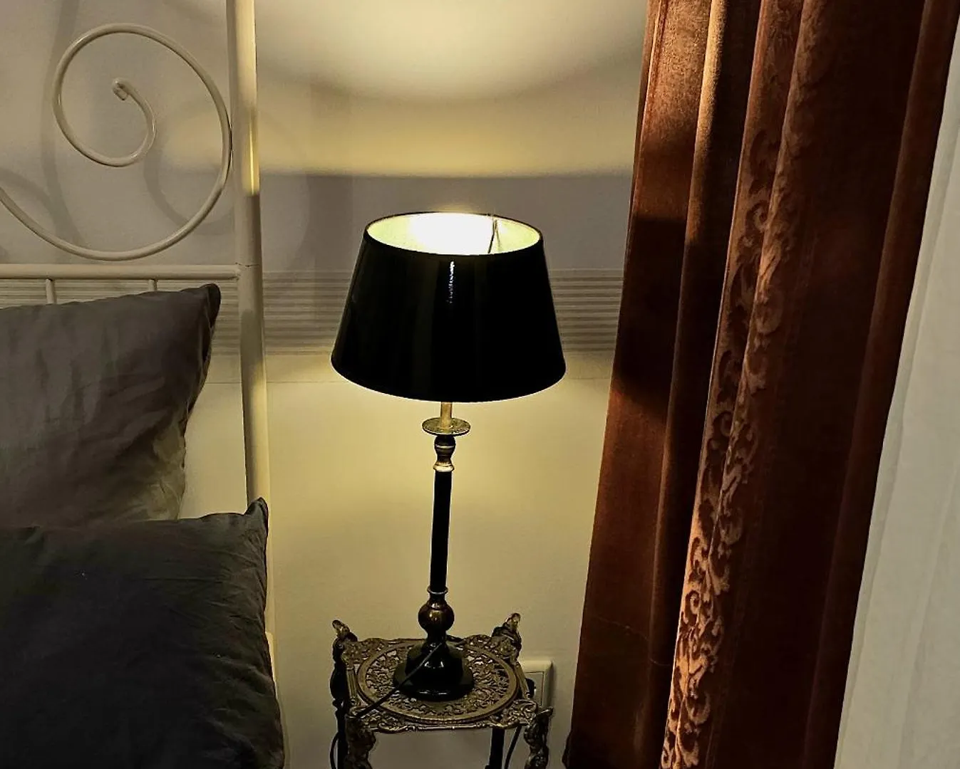 Apartment Mit Charme Nuremberg 0*,